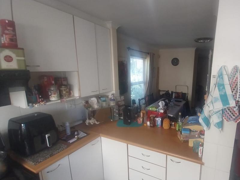 3 Bedroom Property for Sale in Plattekloof Glen Western Cape